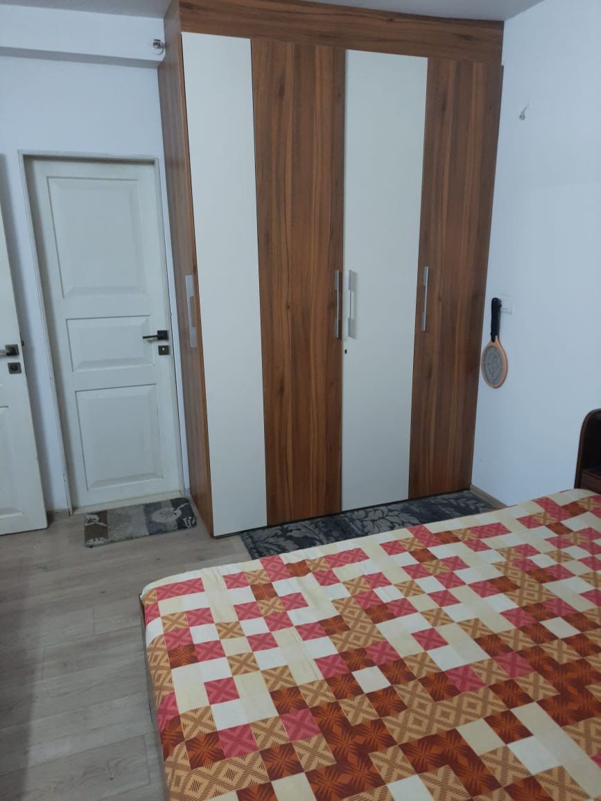 2 BHK Semi Furnished in Kanakia Paris , Bandra East